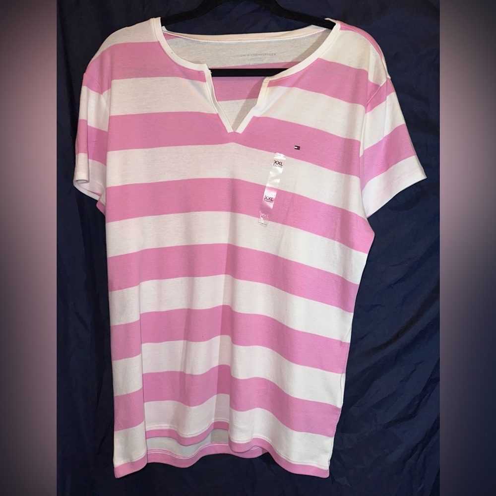 Tommy Hilfiger Women’s pink/white striped t shirt. NWT Size XXL